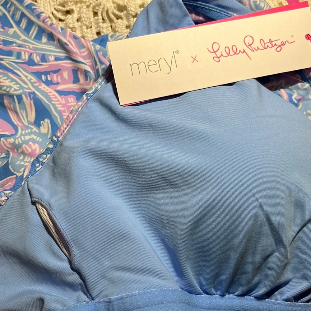 NWT LILLY PULITZER TANKINI TOP SZ M. Shades of blue, lavender and  white. - Picture 4 of 13
